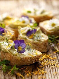 Edible flower canape